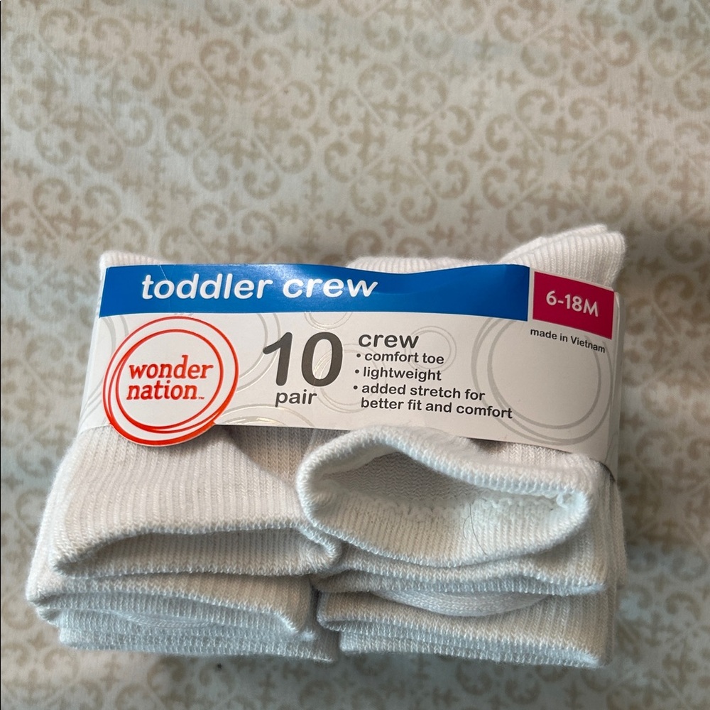 Wonder Nation Toddler Crew Socks - Classic White